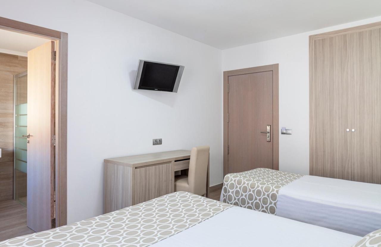 Hotel Olympia Ronda II إل بويغ المظهر الخارجي الصورة