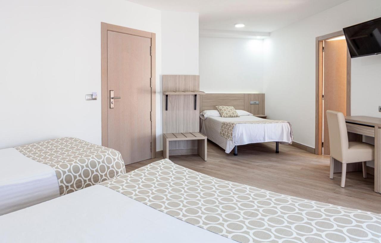 Hotel Olympia Ronda II إل بويغ المظهر الخارجي الصورة
