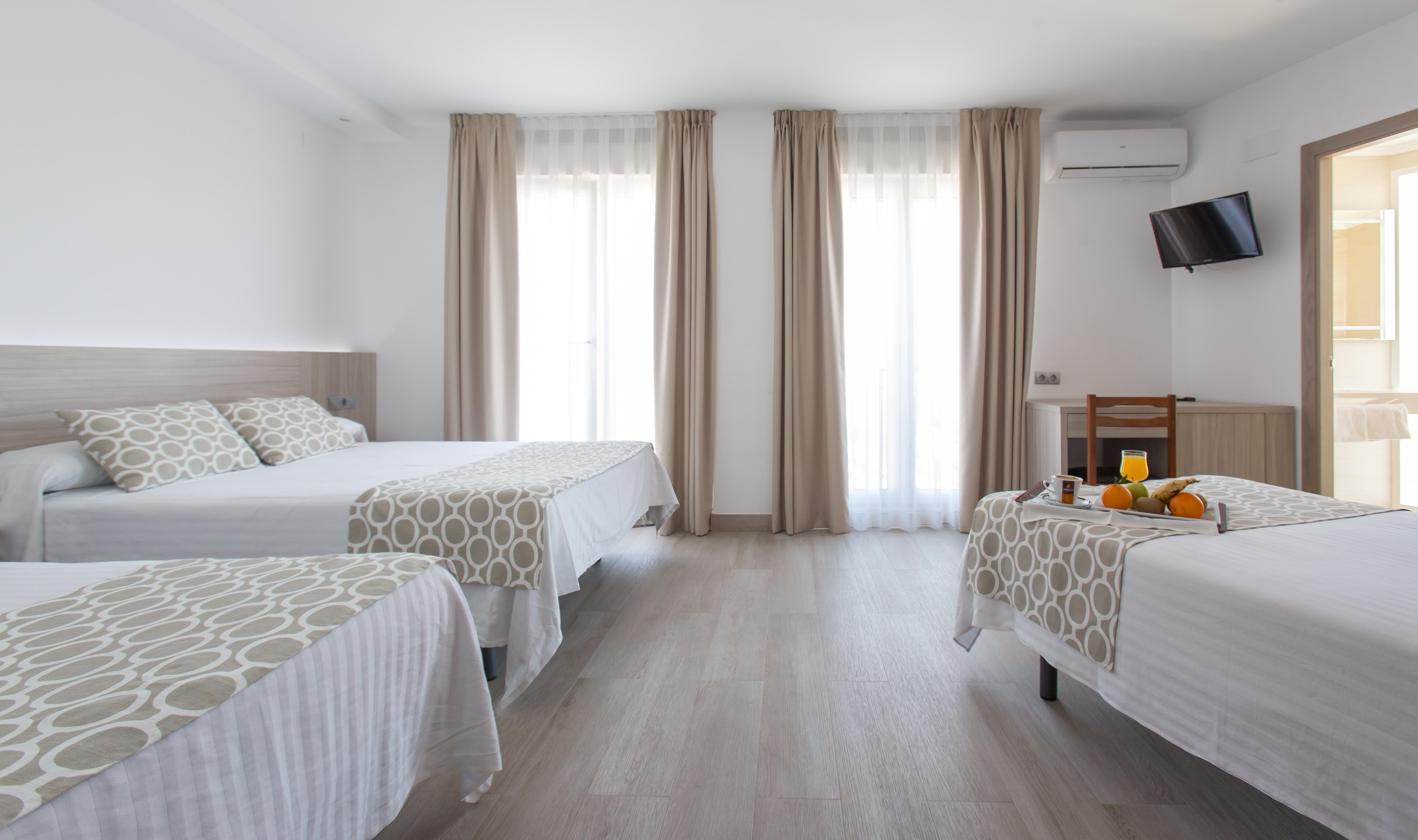 Hotel Olympia Ronda II إل بويغ المظهر الخارجي الصورة