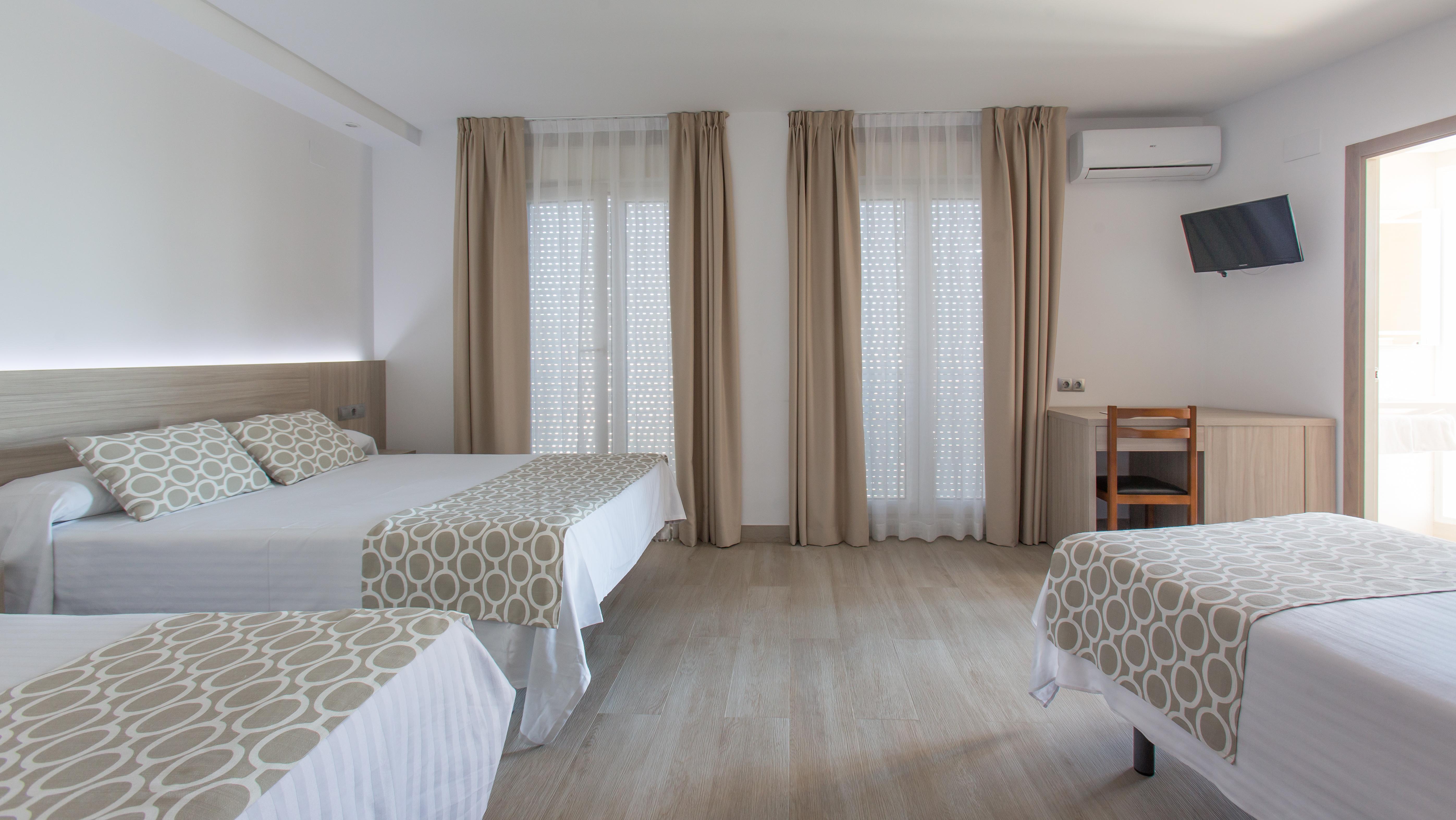 Hotel Olympia Ronda II إل بويغ المظهر الخارجي الصورة