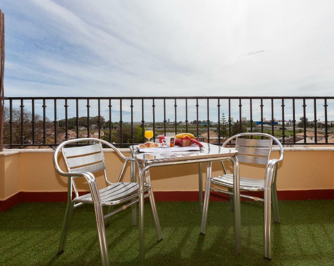 Hotel Olympia Ronda II إل بويغ المظهر الخارجي الصورة
